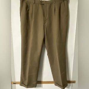 Men’s dress pant